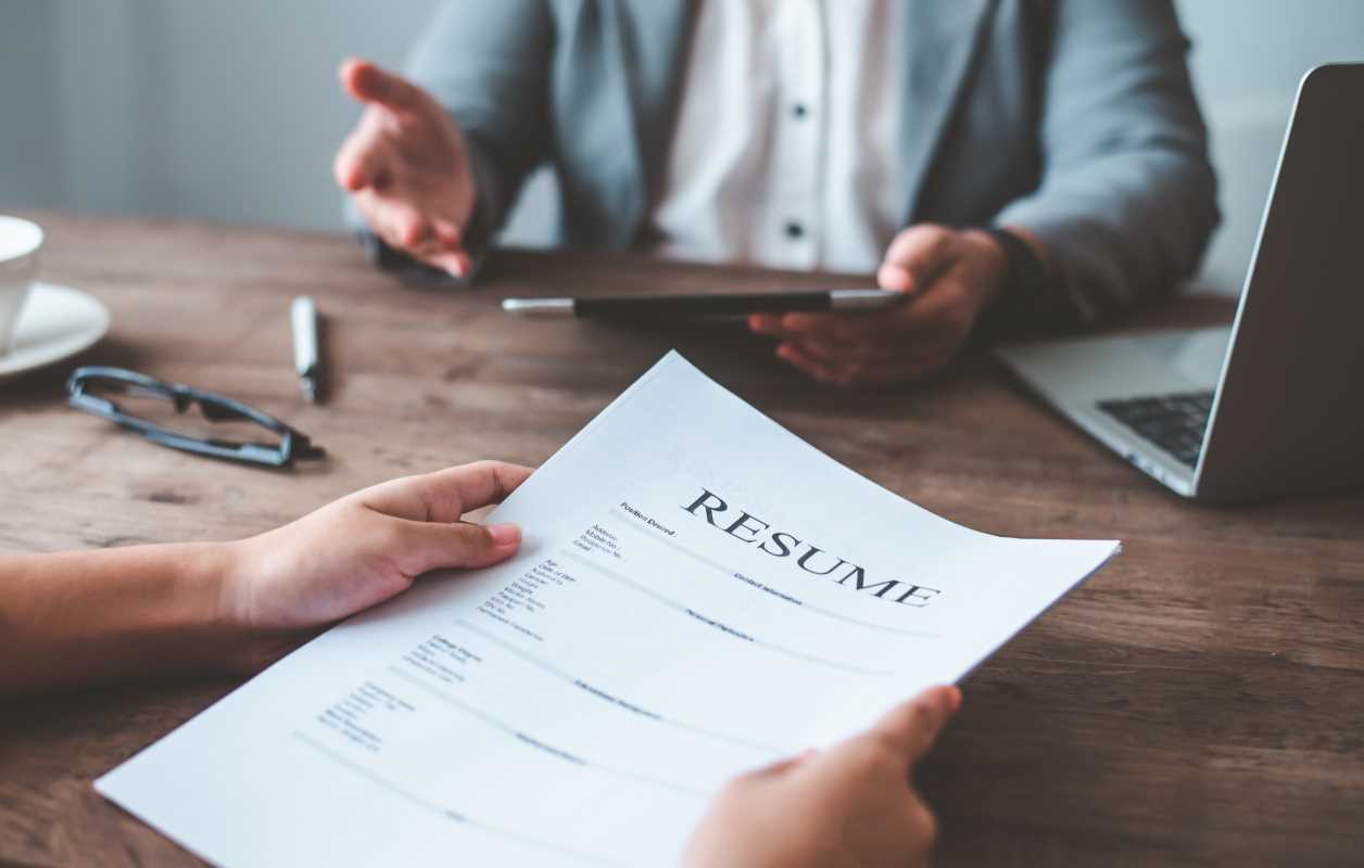 How to Write an Effective Resume Today